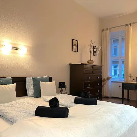 Appartement Heart Of The Cozy Corner With Free Parking & Ac *