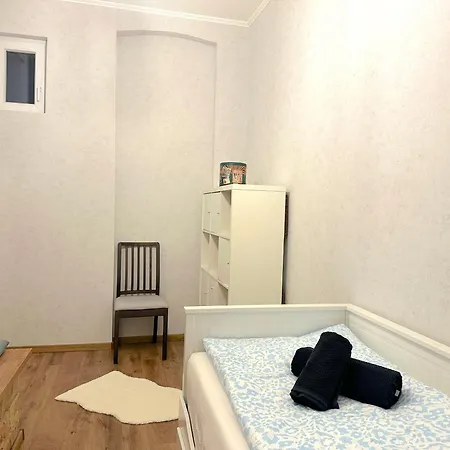 Heart Of The Cozy Corner With Ac & Parking Included Daire *