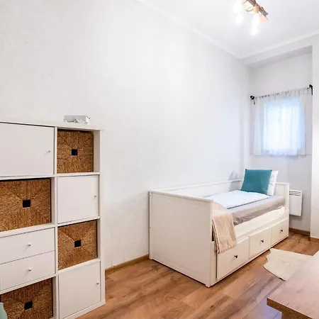 Apartmán Heart Of The Cozy Corner With Ac & Parking Included