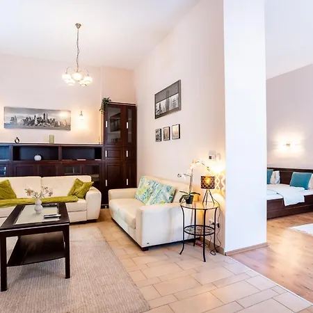 Apartmán Heart Of The Cozy Corner With Ac & Parking Included