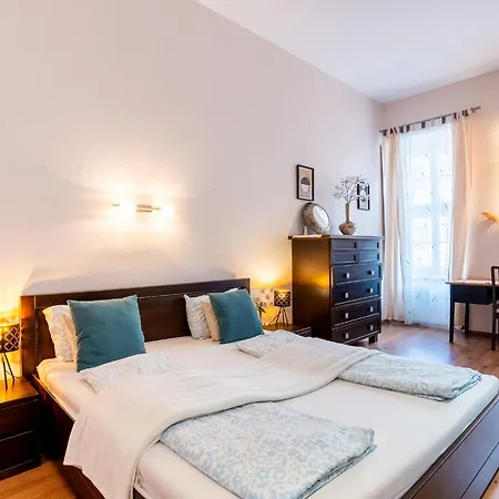 Apartmán Heart Of The Cozy Corner With Ac & Parking Included *