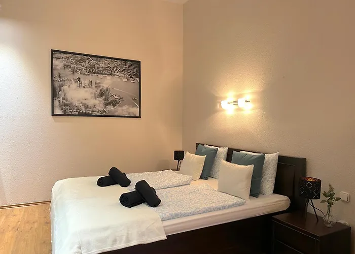 Apartman Heart Of The Cozy Corner With Ac & Parking Included